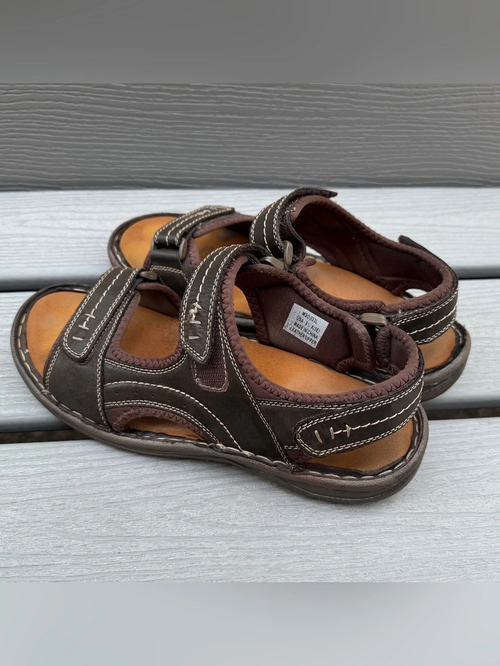 Men’s Propet Leather Sandals 9.5 EEE Wide